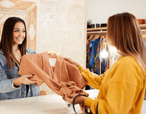 The BIGGEST Mistake Retailers Make When it Comes to CLOSING a Sale